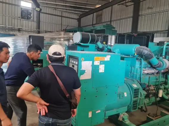 Galería de Implementación de Casa de Fuerza de 2 MW con Sistema de Sincronismo Inteligente