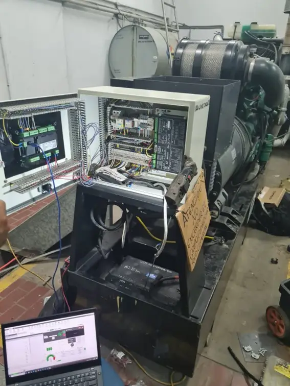 Galería de Modernización de Sistema de Control y Transferencia Automática para Grupo Electrógeno Volvo