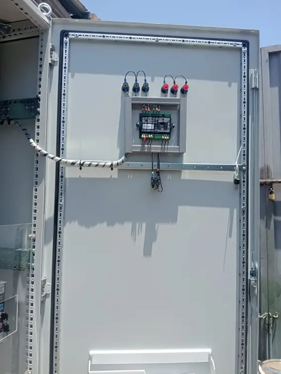 Galería de Fabricación de Tableros de Transferencia Automática de 800 A y 1250 A para Infraestructura Aeroportuaria